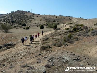 La sierra Oeste de Madrid. Puerto de la Cruz Verde, Robledo de Chavela, ermita de Navahonda. senderi